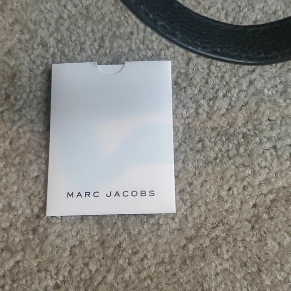 Marc jacob HOST PICK gorgeous largest tote new, gorgeous ๐ dust cover tagged - Picture 6 of 13